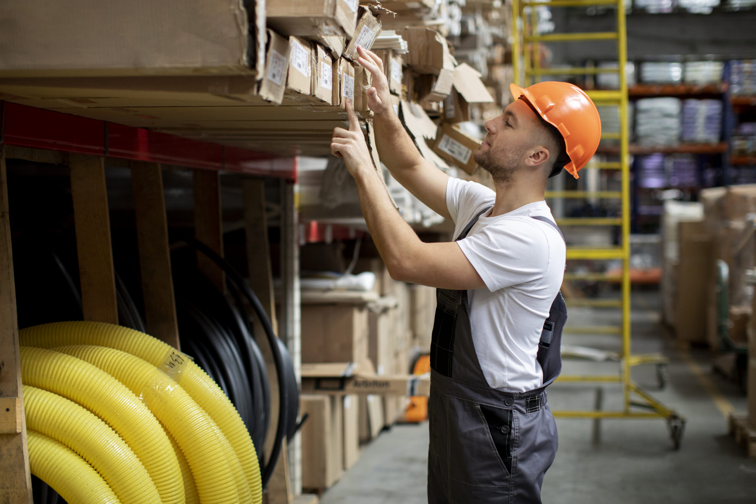 Por que comprar cargas sinistradas pode ser uma ótima oportunidade de negócio?